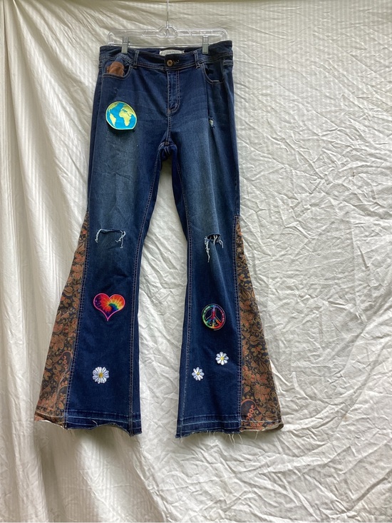 C Est. 1946 Denim - Est. 1946 Dark Blue Flared Patchwork Jeans with Embroidered Patches, size 12